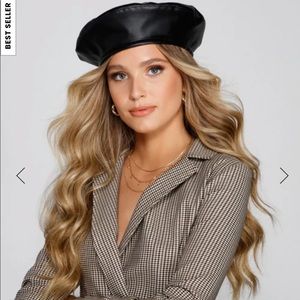 New windsor CLASSIC SOPHISTICATION FAUX LEATHER BERET in black